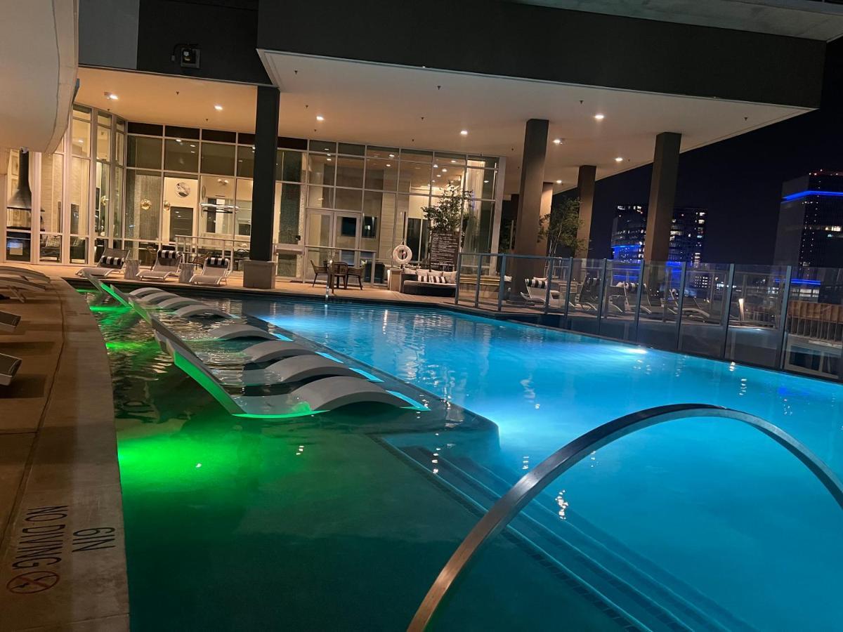 Lavish 1 Bedroom Suite-Downtown دالاس المظهر الخارجي الصورة